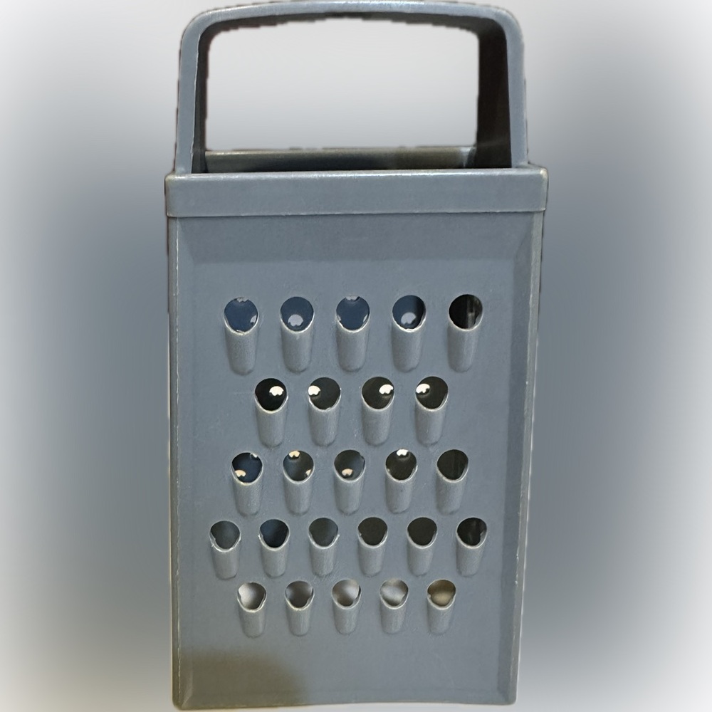 VTG SLATE BLUE PLASTIC BOX GRATER CHEESE VEGGIE POTATO CARROT KITCHEN TOOL PREP